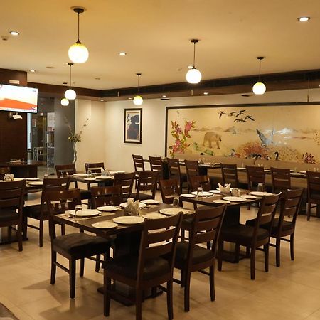 Hotel Clarks Collection Bhavnagar Exterior photo