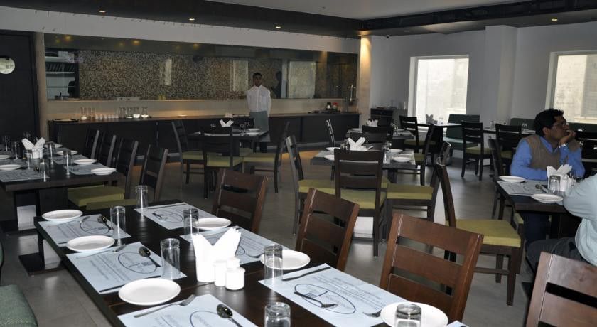 Hotel Clarks Collection Bhavnagar Exterior photo