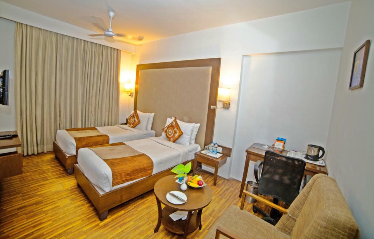 Hotel Clarks Collection Bhavnagar Exterior photo